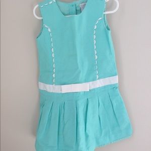 Girl's 4T dress.